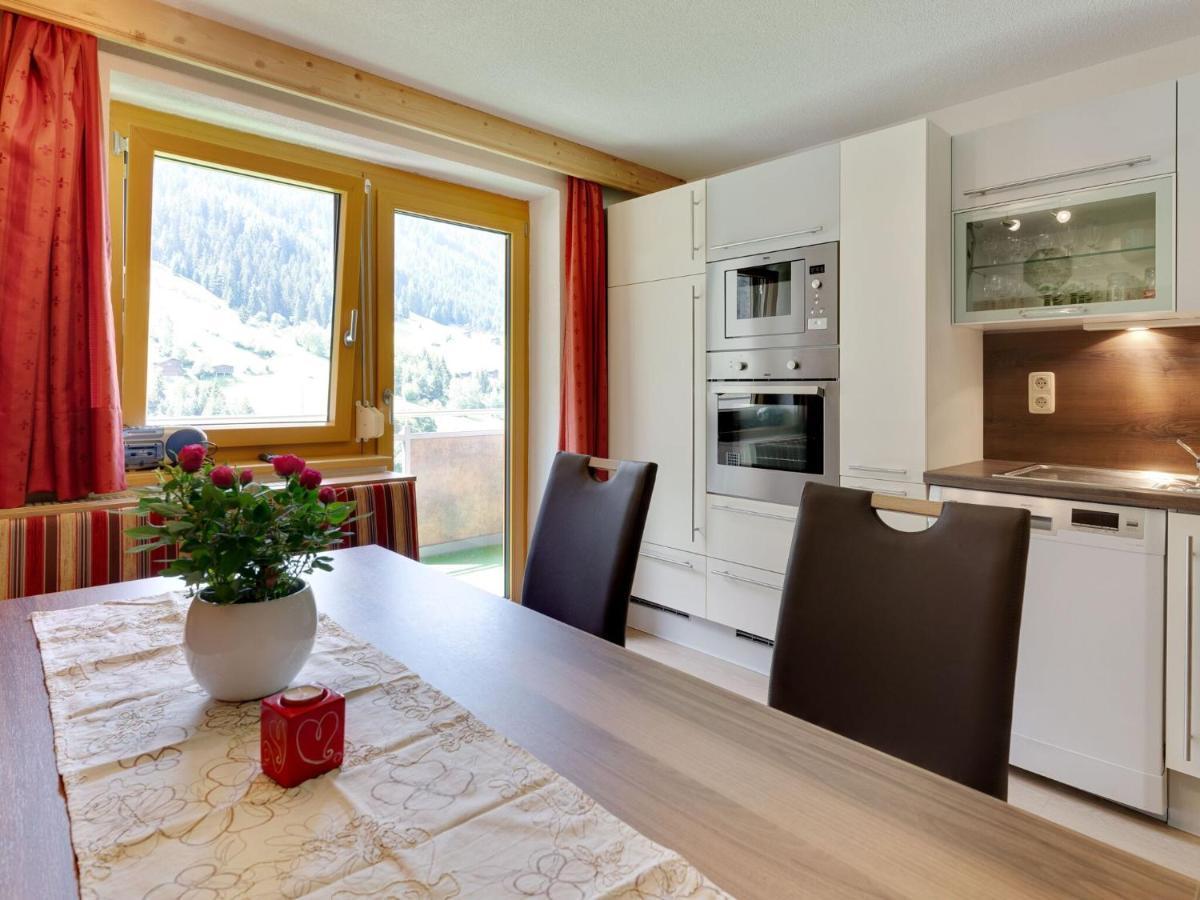 Land On The Kppl Mountain Chains Kappl  Exterior photo